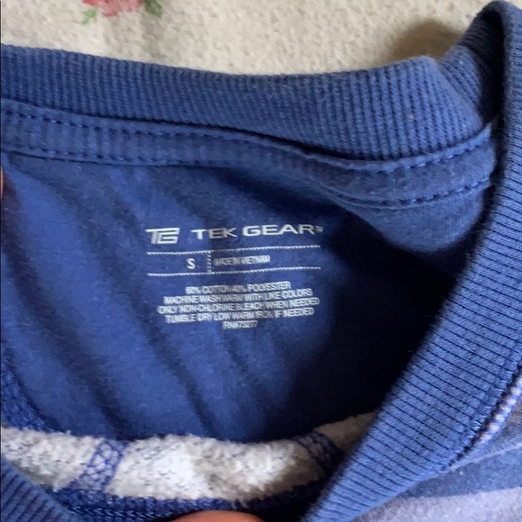 Sweater. - Picture 2 of 2